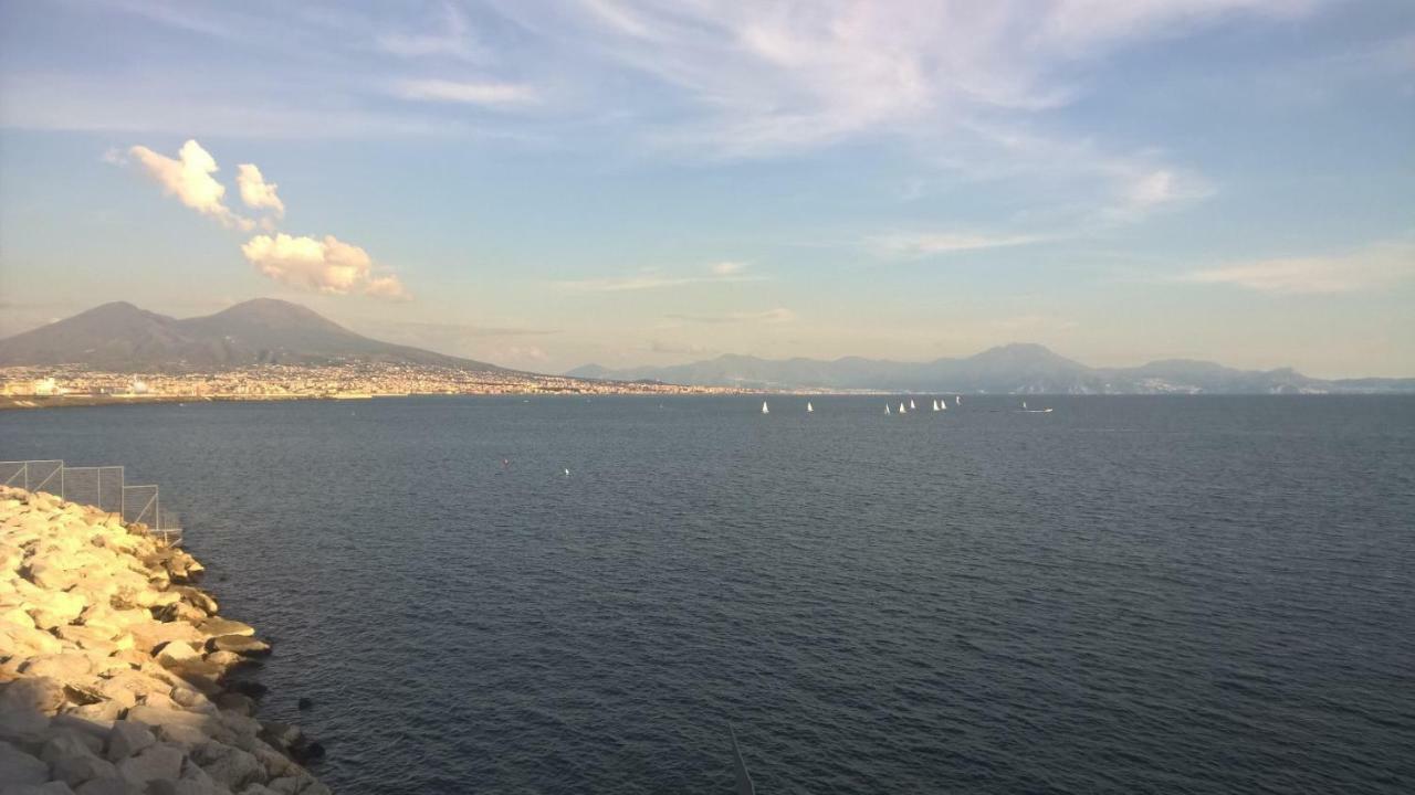 B&B Simy Napoli Bagian luar foto